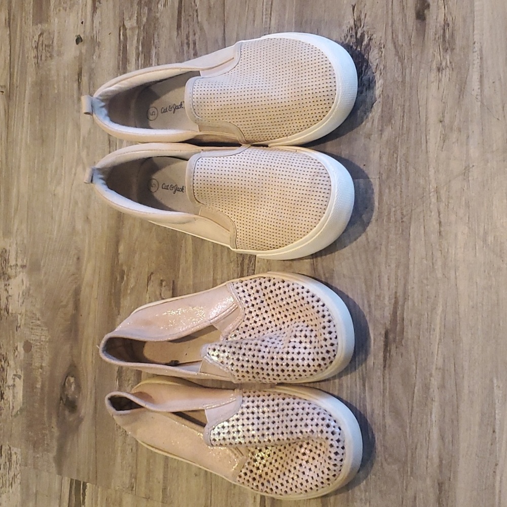 Bundle big kids size 5 slip on shoes